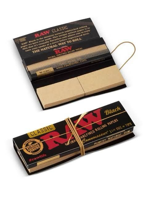 RAW BLACK CLASSIC 1.25 W TIPS | Worlds NV Distro USA
